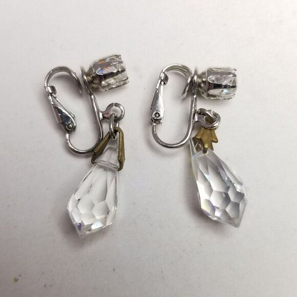 Vintage AB Faceted Glass Drop Dangle Clip On Earrings, Retro Sparkle, Estate - Picture 2 of 4